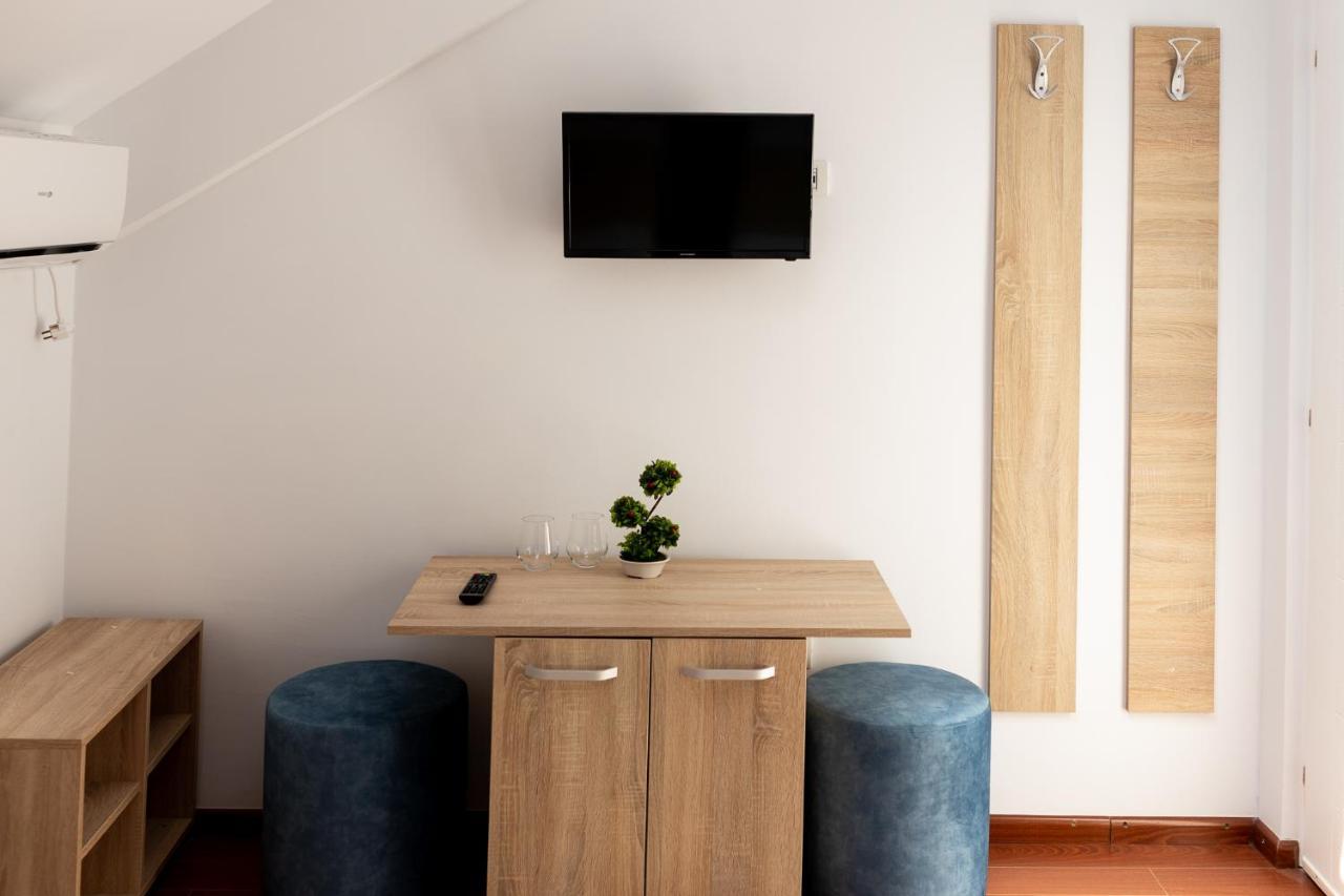 Marconi Guesthouse Hunedoara Bagian luar foto