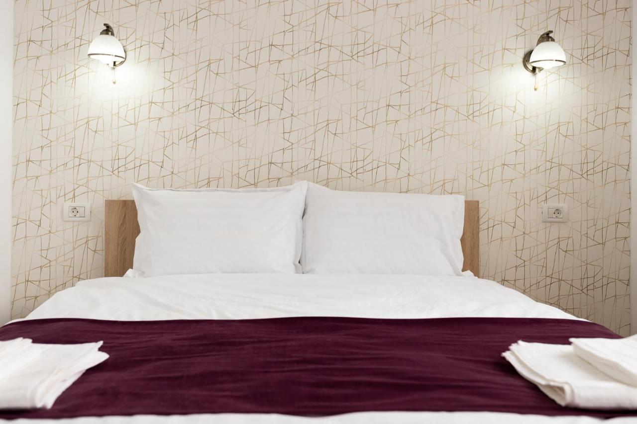 Marconi Guesthouse Hunedoara Bagian luar foto
