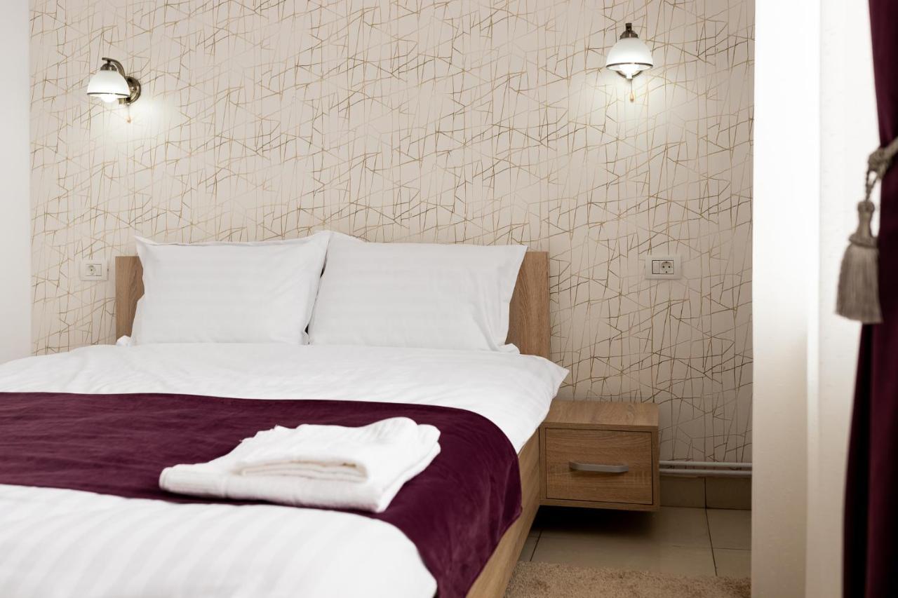 Marconi Guesthouse Hunedoara Bagian luar foto