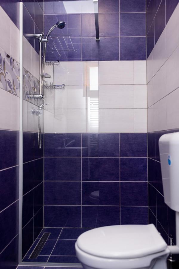 Marconi Guesthouse Hunedoara Bagian luar foto